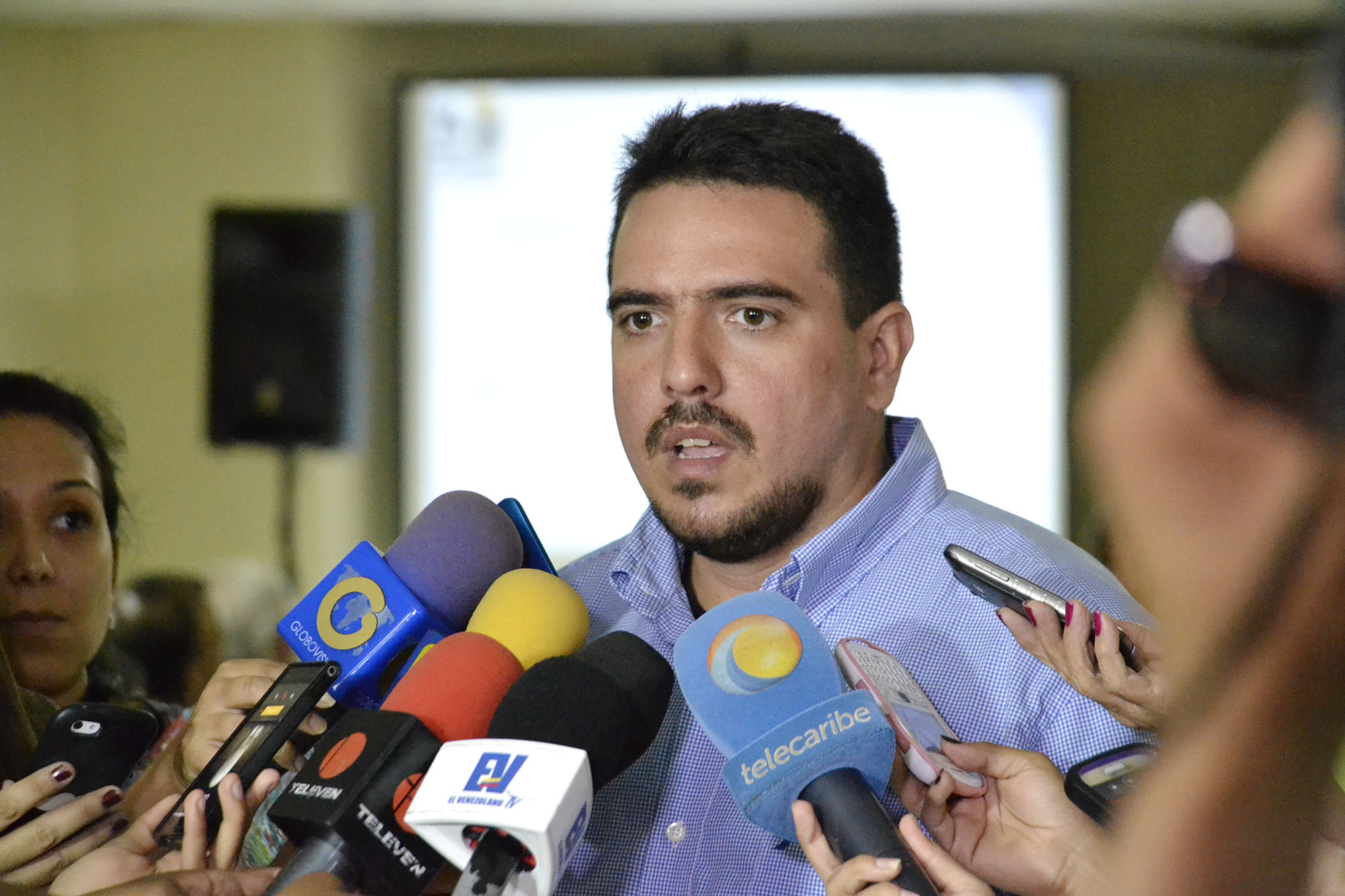 Stalin González: AN discutirá abandono de cargo de Nicolás Maduro