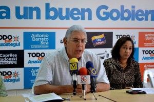 Barreto Sira: Venezolanos firmaron el pre-aviso de Maduro