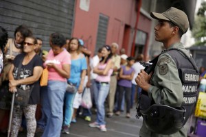 Comerciantes del oeste de Caracas denuncian que no recibirán más productos regulados