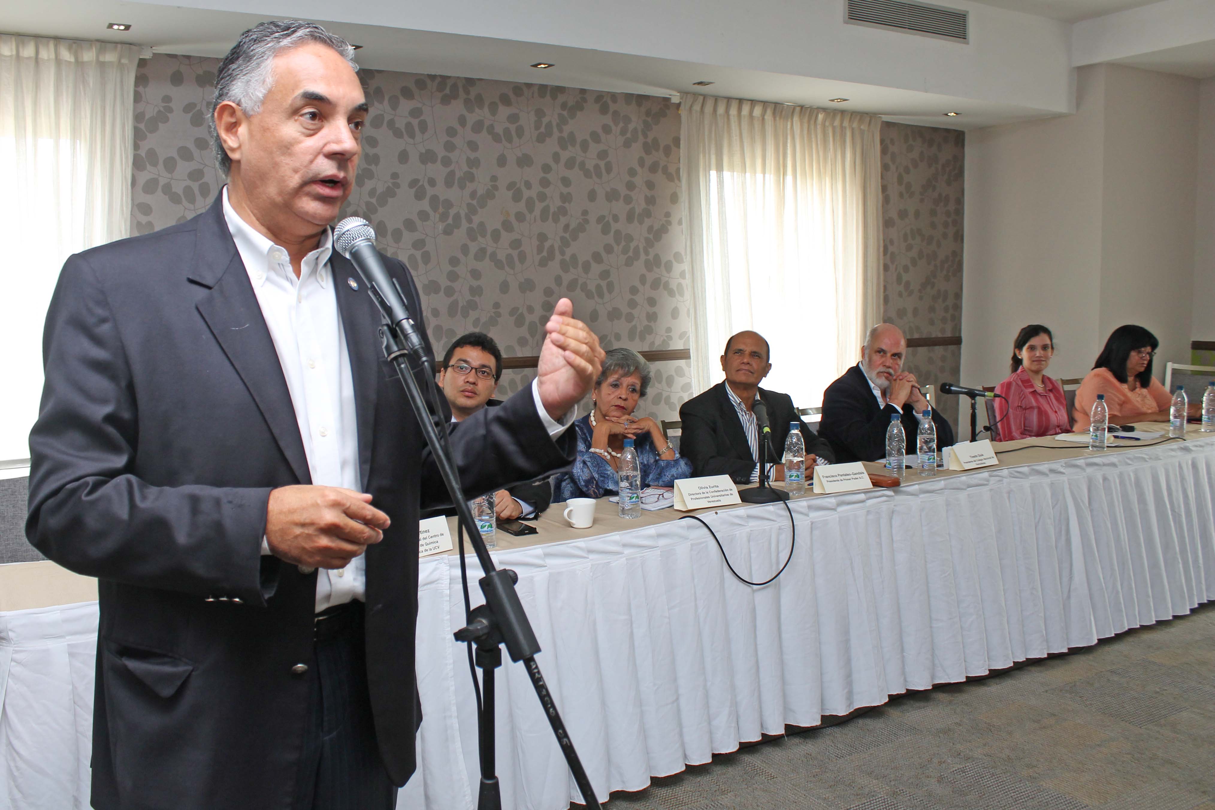 Rafael Veloz: estamos ante un régimen que no respeta el Estado de derecho ni el orden constitucional