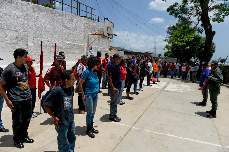 El guion de “los ejercicios militares” como método para distraer al país de la crisis