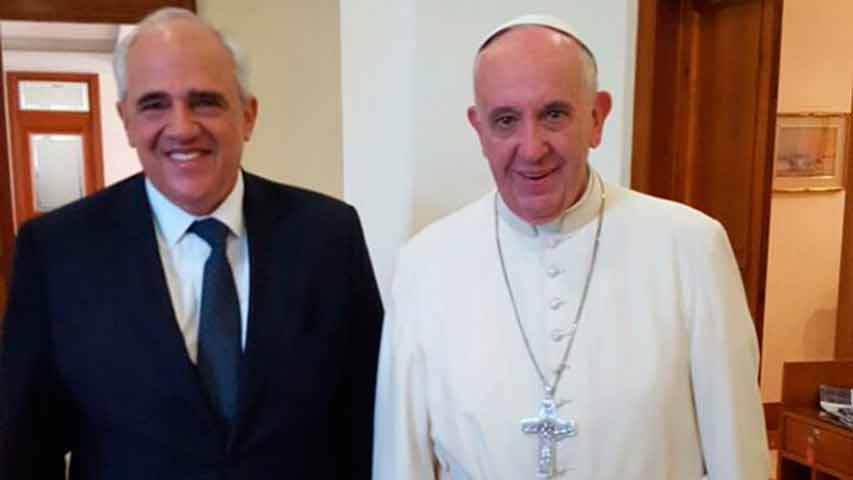 El papa Francisco recibió a Samper, que busca el diálogo en Venezuela