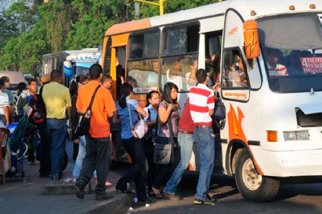 Alcaldía de Valencia: Gobierno Nacional destruyó el sistema público de transporte