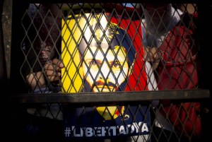 Abogado de López: No existe posibilidad de negociación de aplazar el revocatorio a cambio de la libertad