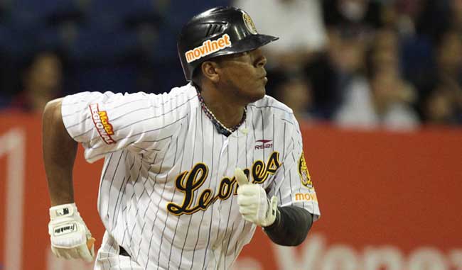 Daniel Mayora fue cambiado de los Leones del Caracas