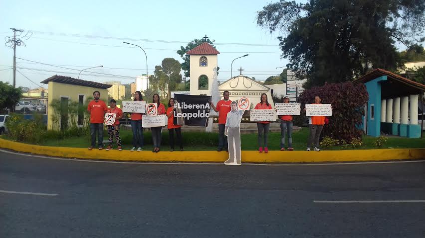 Tirso Flores: Los venezolanos nos estamos muriendo de mengua