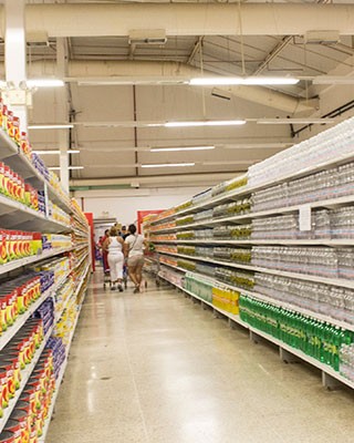 Escasez dispara desempleo en supermercados de Margarita