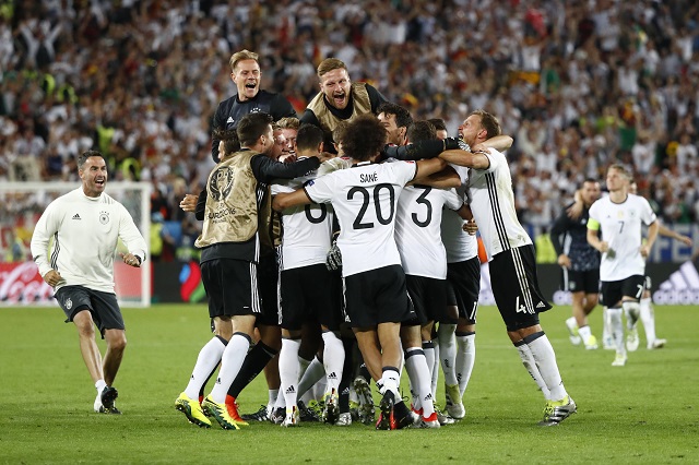 Alemania vence dramáticamente en los penales a Italia y avanza a semifinales de la Eurocopa
