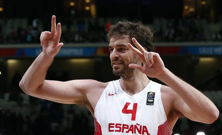 ¡Bombazo! Basquetbolista Pau Gasol firma contrato con el Barcelona y marca su regreso a Europa