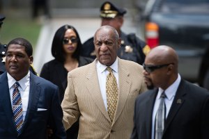 Abogados de Bill Cosby piden interrogar a su acusadora de abuso sexual