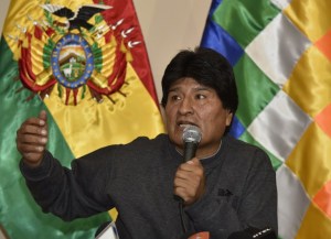 Evo Morales anuncia inauguración de escuela militar antiimperialista