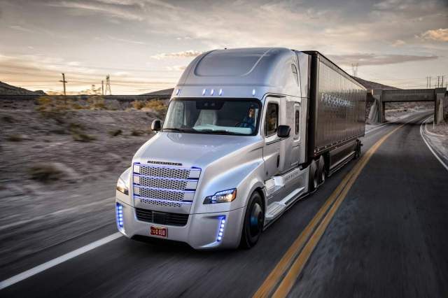 World Premiere Freightliner Inspiration Truck