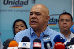 Chúo Torrealba: Gobierno ha utilizado el diálogo como estratagema para ganar tiempo