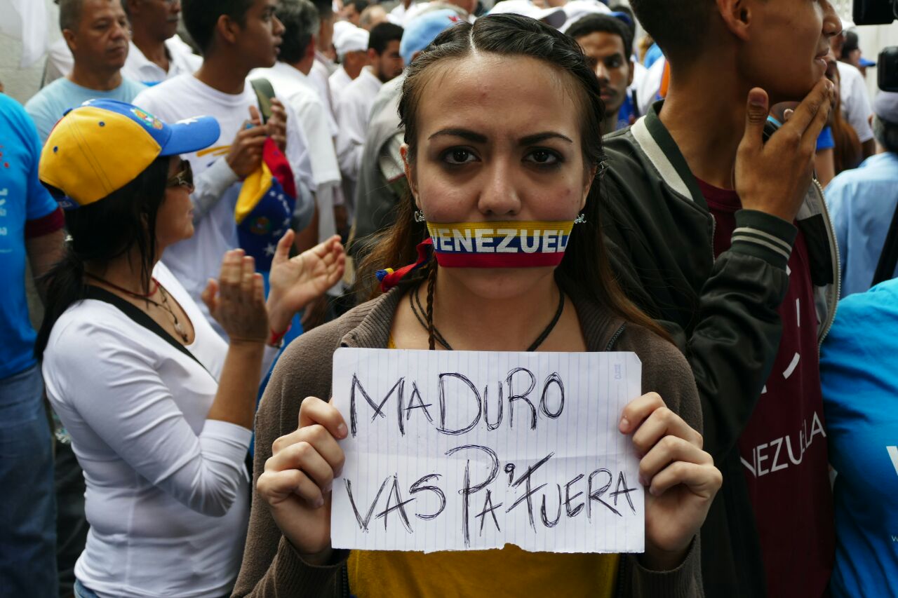 Venebarómetro: 76,4% de los venezolanos rechaza gestión de Maduro (encuesta)