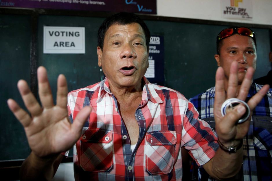 Presidente filipino califica al embajador de EEUU de “homosexual” e “hijo de puta”