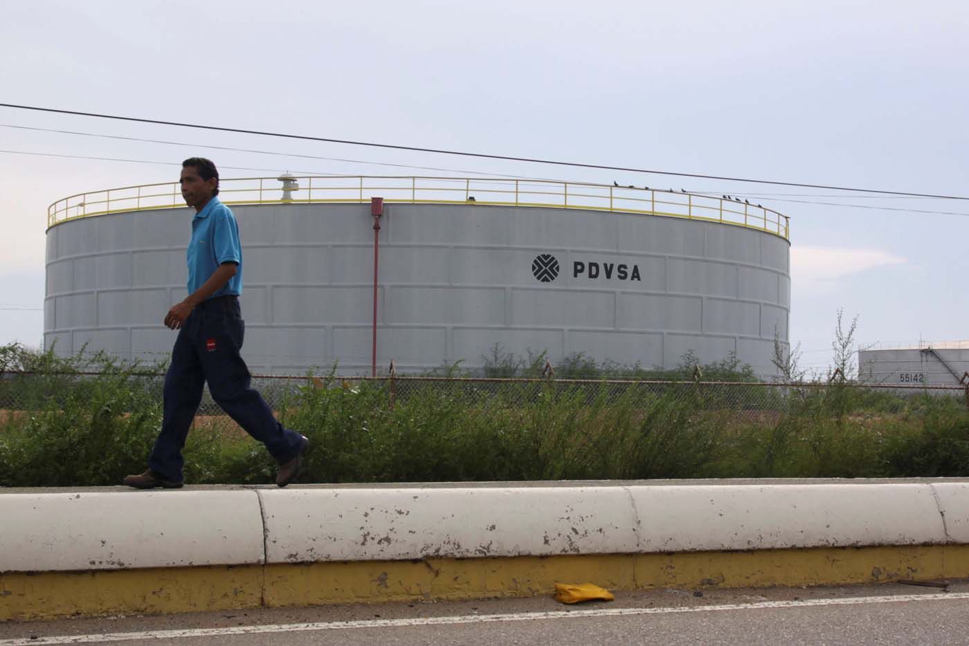 Pdvsa anuncia pago de intereses de bonos con vencimiento en 2017