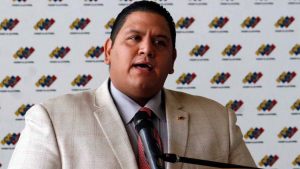 Rector Rondón pide al CNE celeridad en pronunciamiento sobre la fecha del 20%