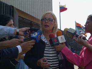 Defensa de Leocenis García denunció traslado arbitrario a tribunales este jueves