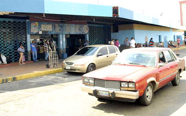 Suspendidos los viajes a Caracas desde Maracaibo en expresos y microbuses