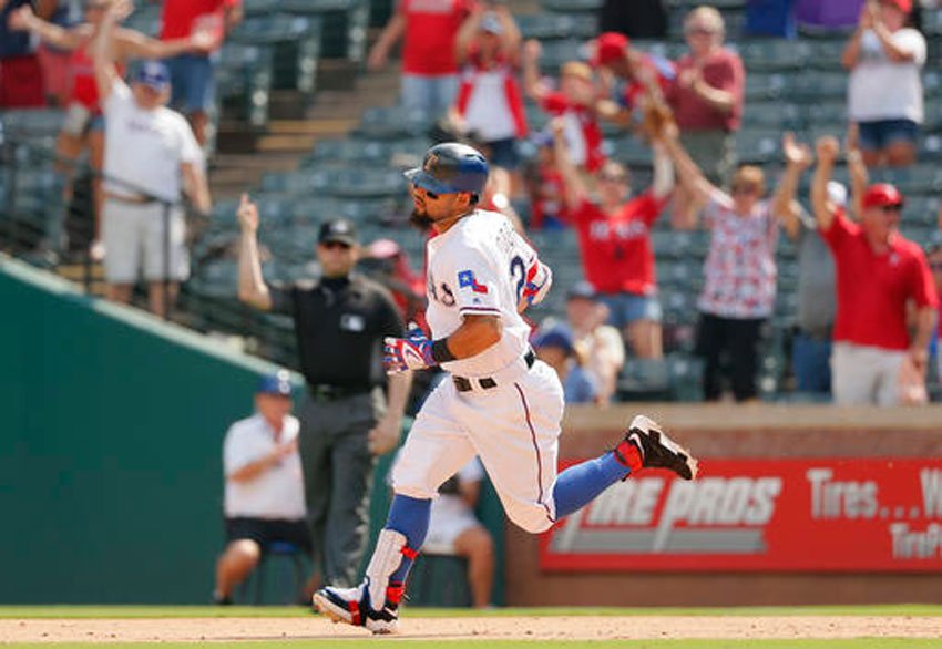 Rougned Odor lideró ofensiva frente a Seattle y Félix Hernández cargó con la derrota