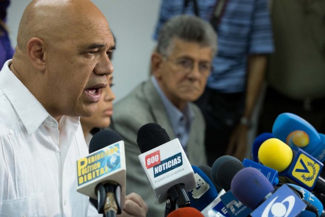 El secretario Ejecutivo de la Unidad, Jesús Chuo Torrealba (Foto archivo AfP)