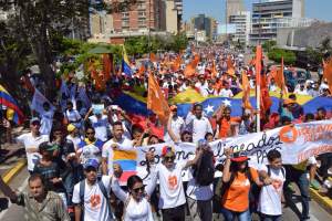 Voluntad Popular y la Unidad tomaron las calles del país para exigir al CNE Revocatorio 2016
