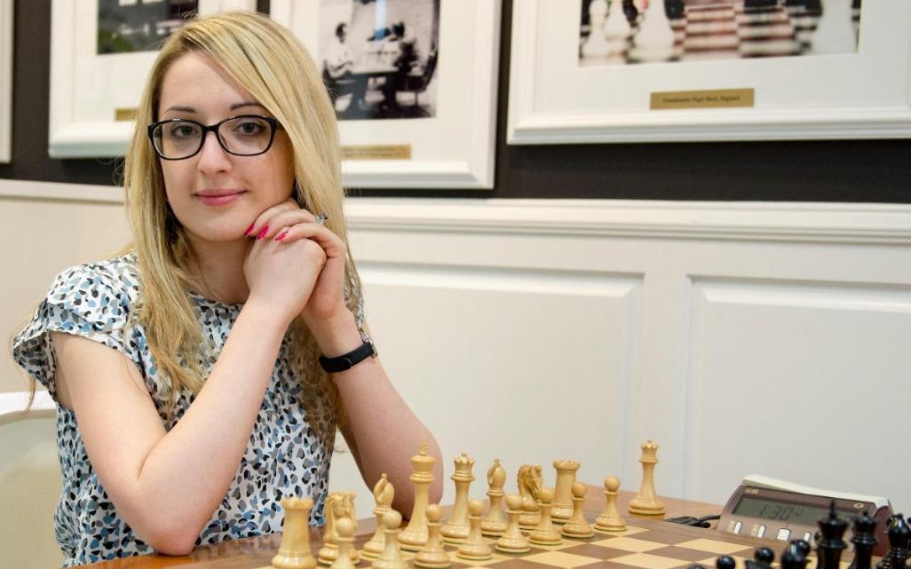 La campeona de ajedrez de Estados Unidos se niega a jugar con hiyab en Irán