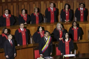 TSJ declara “nulo e ineficaz” juicio político de la AN contra Maduro