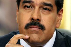 ¡Ni las calculadoras saben usar! Mira el pelón que tuvo Maduro al anunciar el aumento salarial
