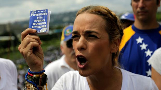 ilian Tintori, en una reciente marcha en Venezuela - AFP