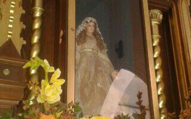 Le robaron la corona a la Virgen de Altagracia en Zulia