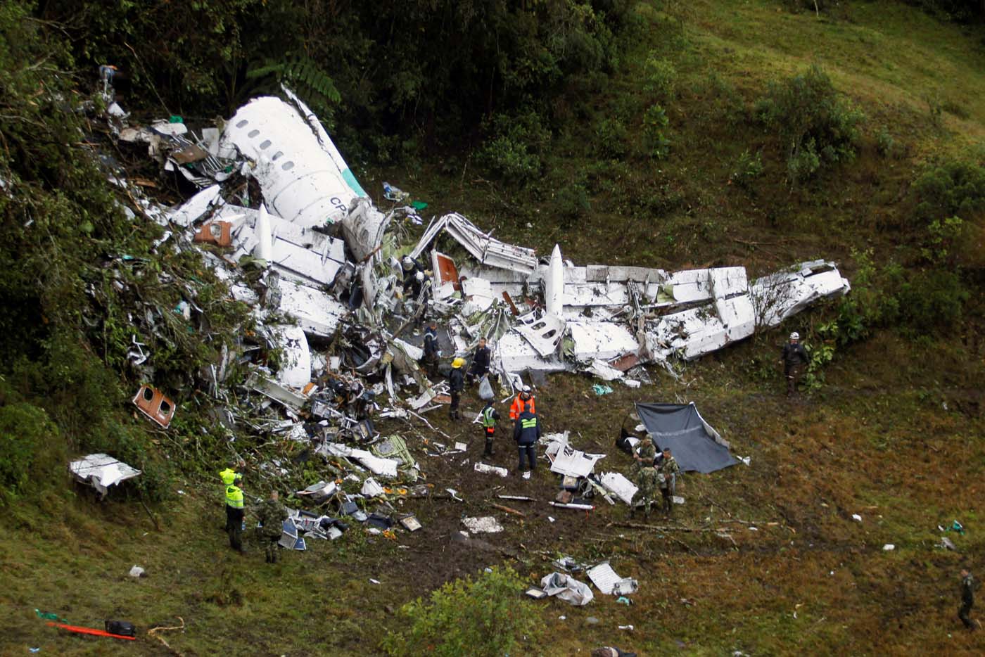 Gobierno boliviano dice que seguro del avión de Chapecoense sí estaba vigente