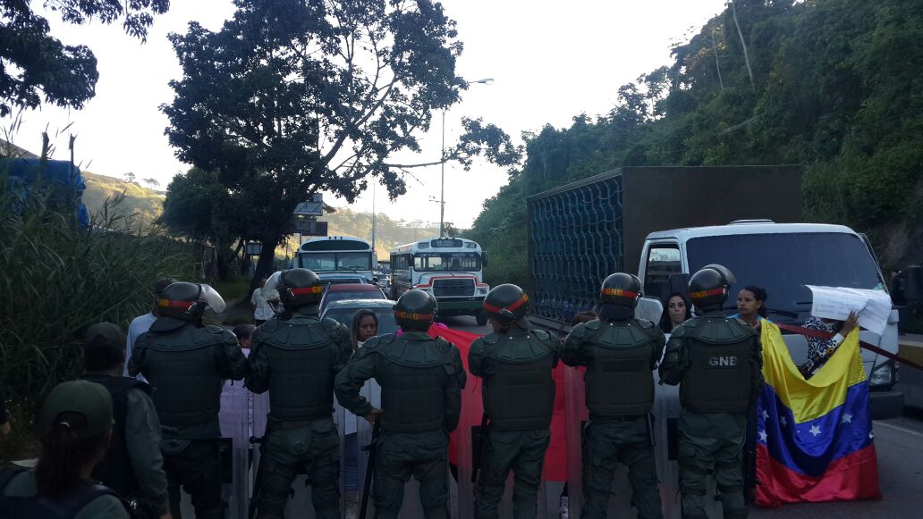 Cerrada la Panamericana en ambos sentidos por protesta #5Dic