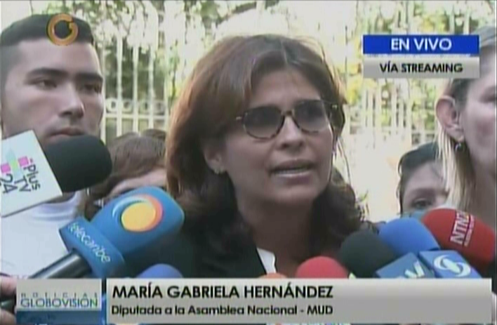 Diputada Hernández: Nos quedamos en la Nunciatura en señal de acompañamiento al Vaticano
