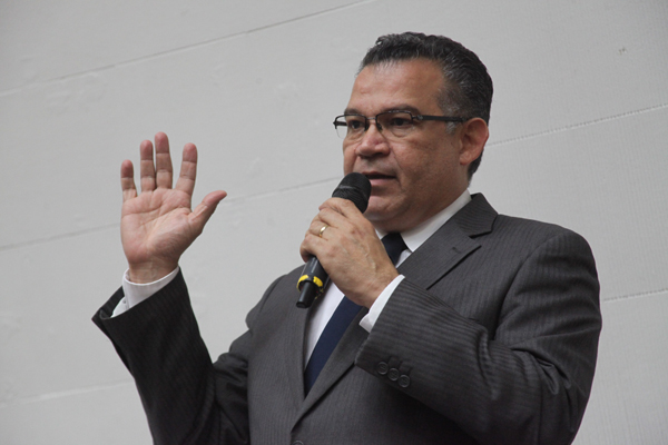 Enrique Márquez: Diputados de UNT que no asistieron a la AN serán suspendidos del partido