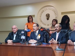 José Guerra: Sanguino no cumple con los requisitos de Ley para ser presidente del BCV