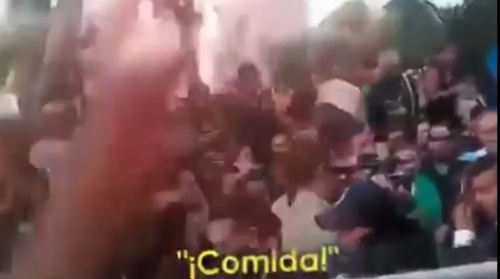 ¡Comida! ¡Comida! le gritaban al gobernador de Yaracuy en su visita a Nirgua (video)