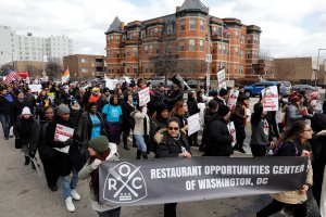 En jornada sin inmigrantes, decenas de restaurantes cierran en Washington