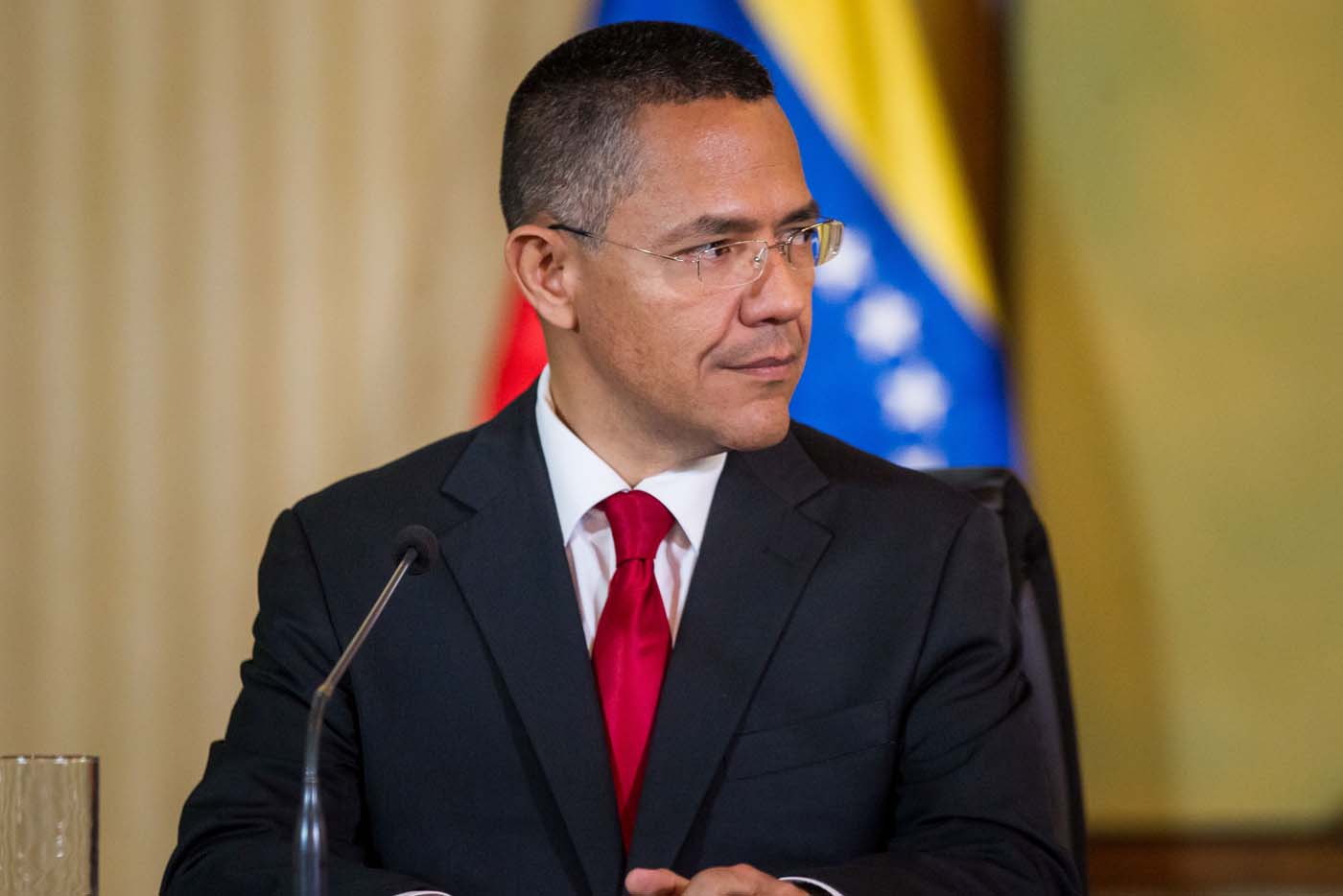 El día que Ernesto Villegas le mintió a Venezuela sobre el asesinato de Juan Pernalete