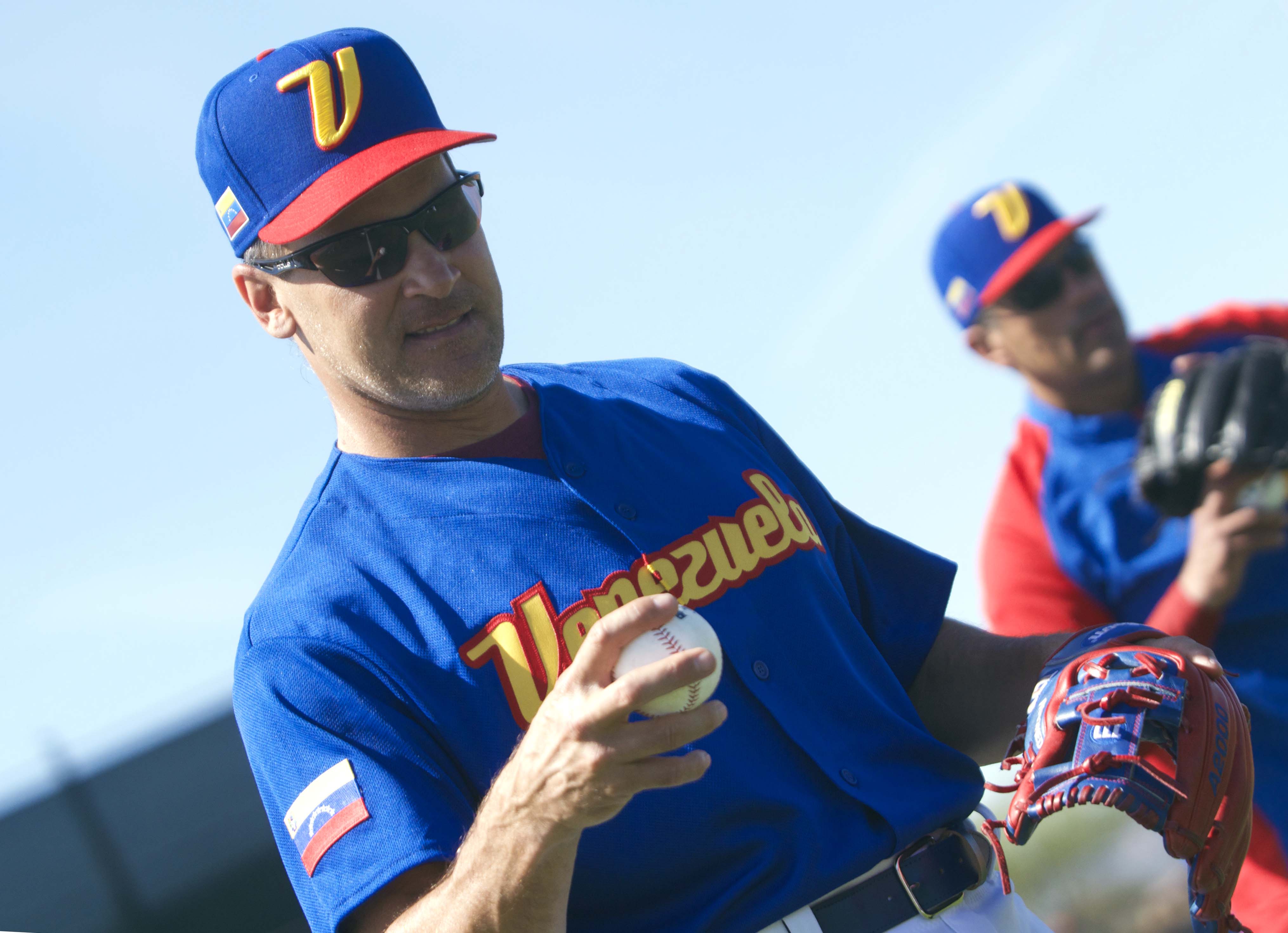 Estas fueron las reacciones tras conocer los votos de Omar Vizquel al Salon de la Fama del béisbol venezolano