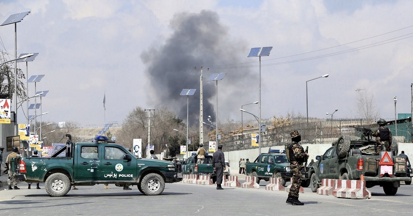 Ataque a hospital militar de Kabul deja 30 muertos y 50 heridos