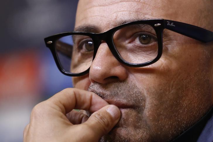 Presidente del Sevilla espera que Sampaoli rechace al Barça