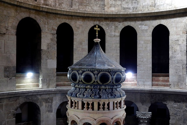 Se realizarán trabajos de renovación en el suelo del Santo Sepulcro