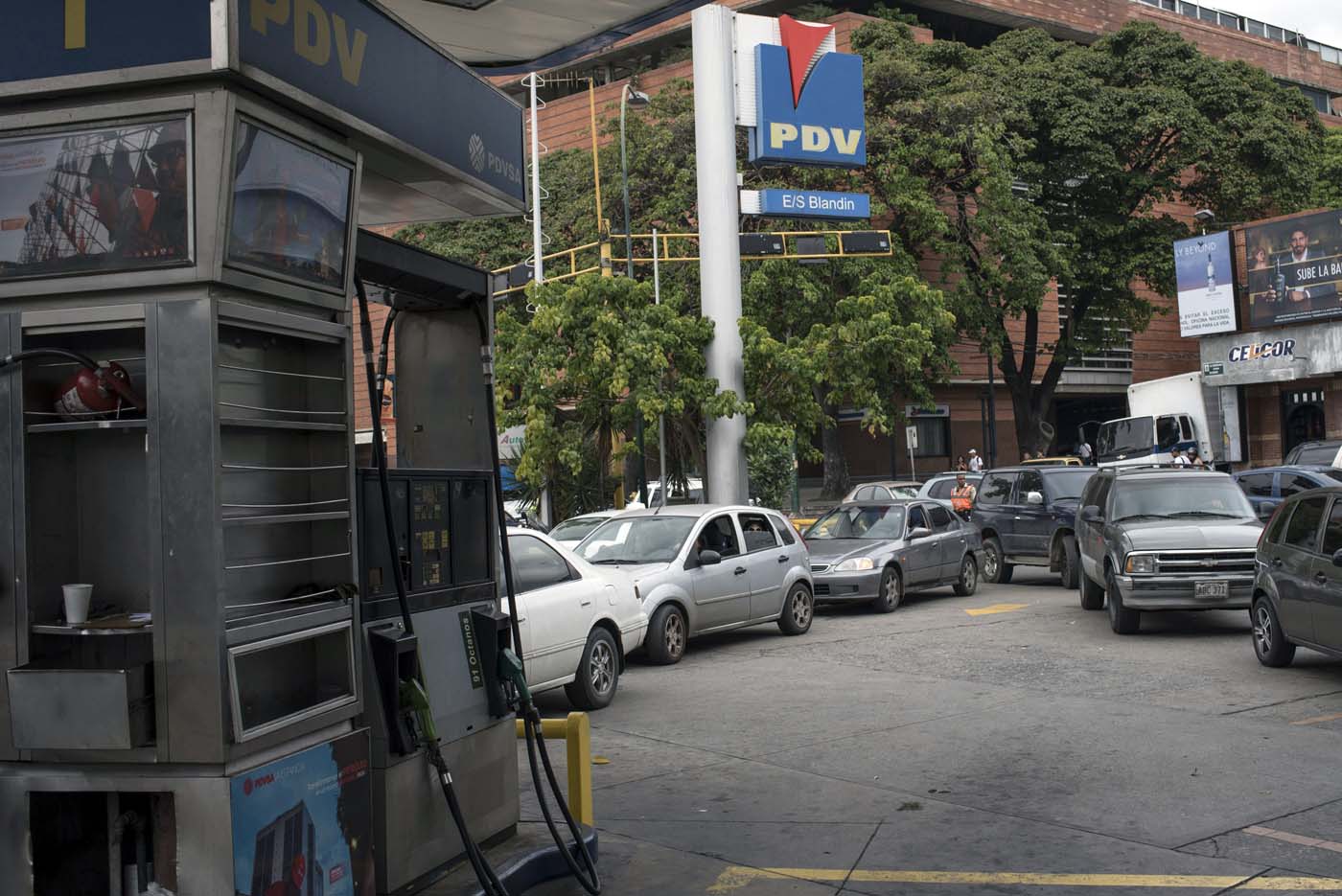Sindicato de Pdvsa estima que este viernes se estabilice el suministro de gasolina