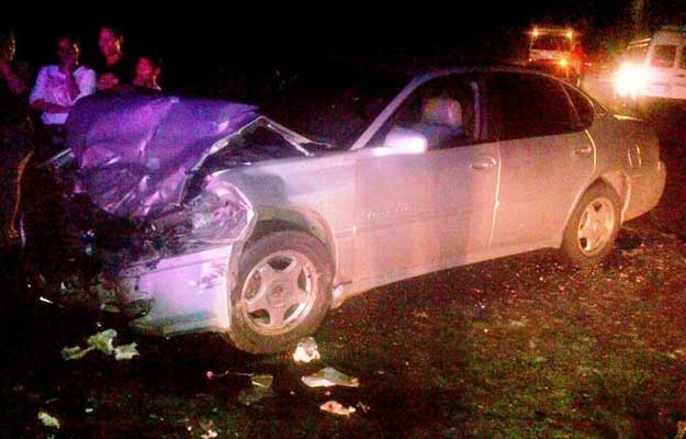 Un hombre resultó herido al caerle una roca a su carro en la Panamericana del Zulia (foto)