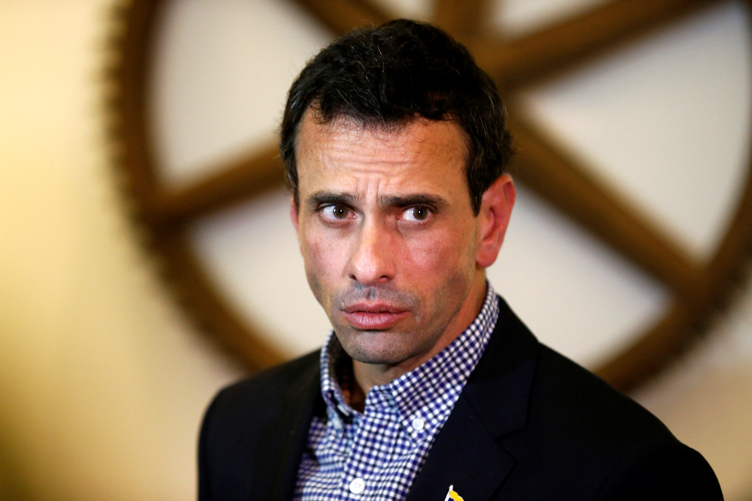 Capriles: Venezolanos tenemos la obligación de restituir el hilo constitucional