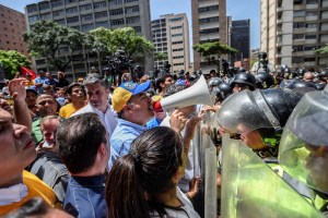 Julio Borges al ejército: Sean parte del futuro de una Venezuela libre