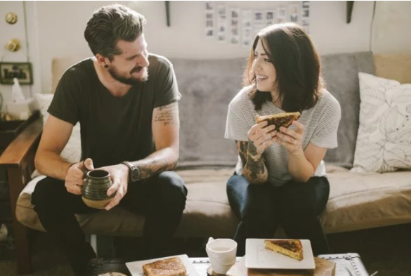 Razones por las que las relaciones a distancia son MEJOR de lo que creía