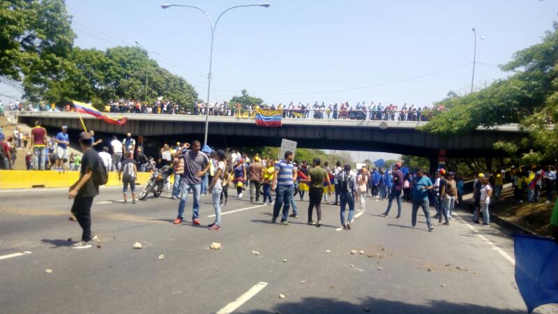 Valencia se manifiesta este #6Abr contra la Sentencia del TSJ (Fotos y video)