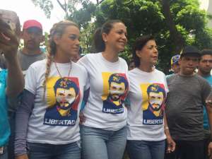 María Corina: La gente lo que pide es que salga Maduro y su régimen del poder